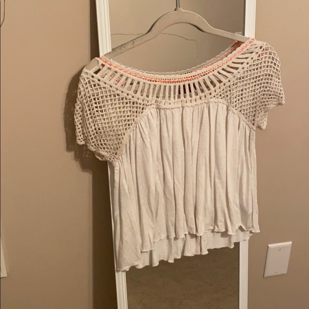 American Eagle tee